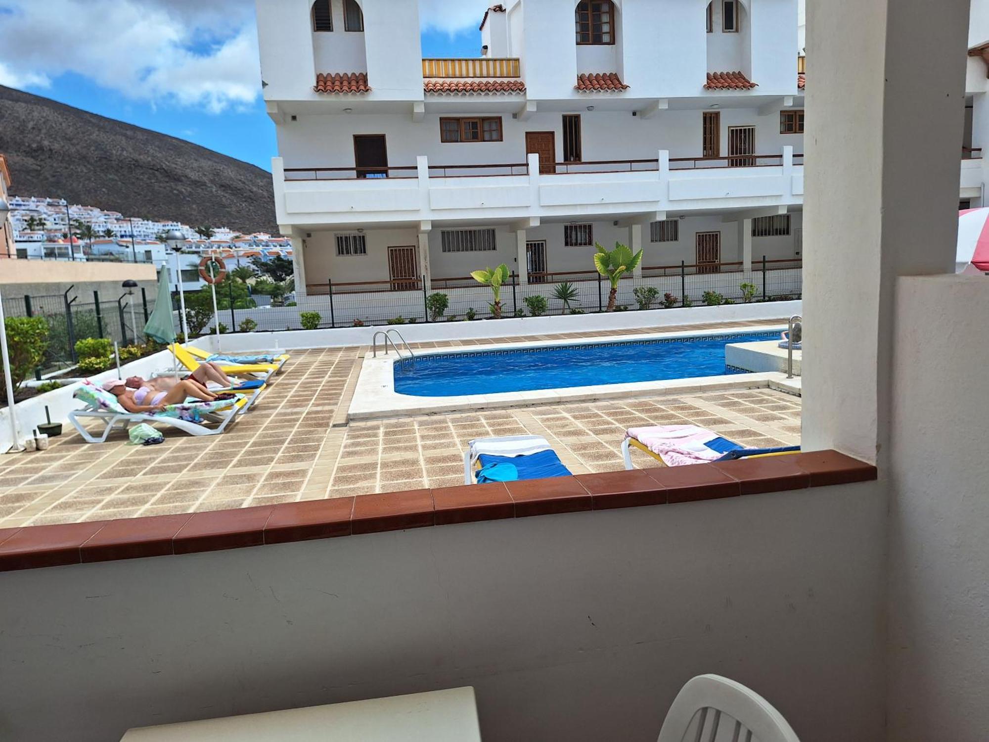 Parque Margarita, Terraza Vista Piscina Apartment Los Cristianos  Bagian luar foto