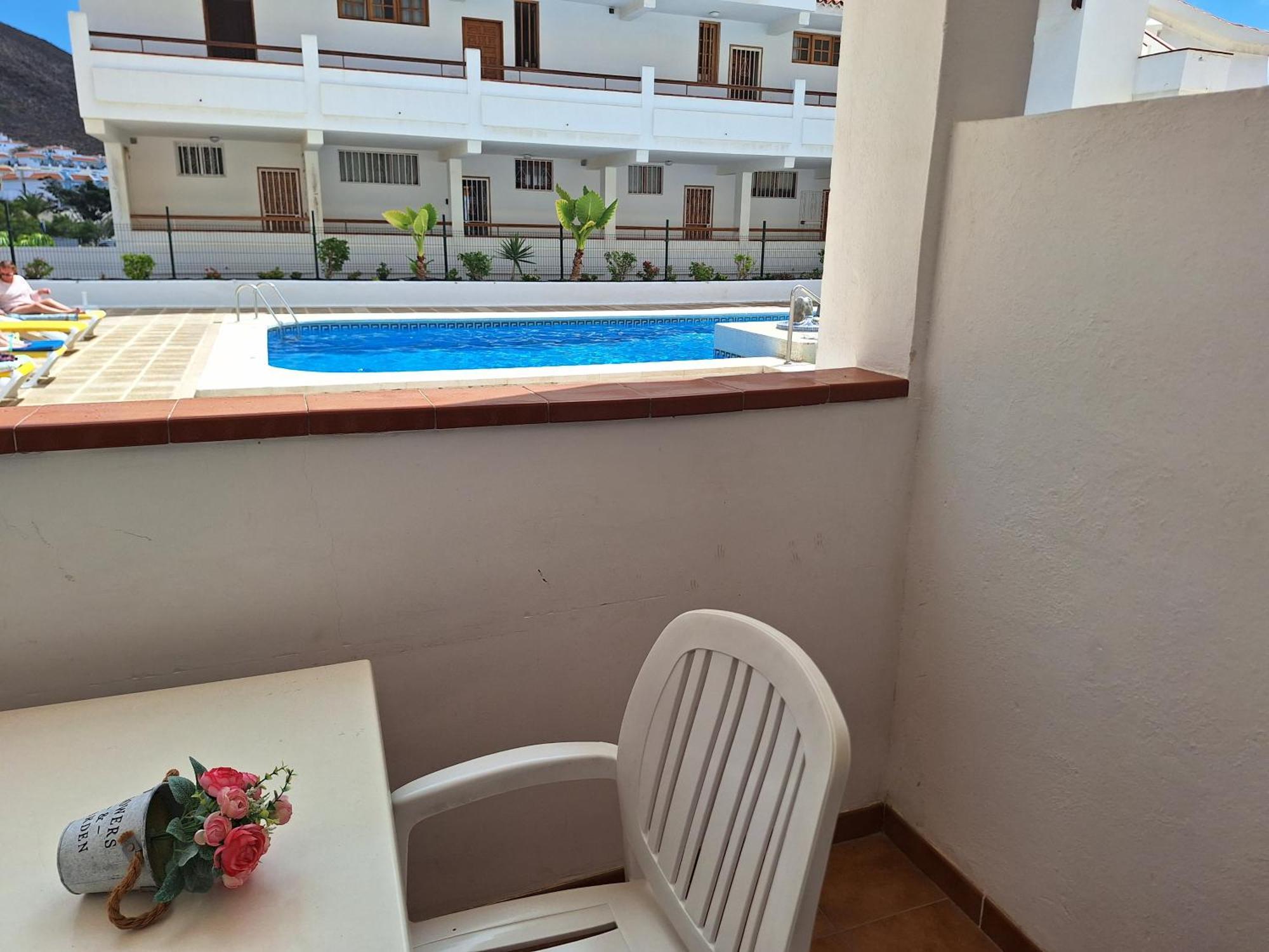 Parque Margarita, Terraza Vista Piscina Apartment Los Cristianos  Bagian luar foto